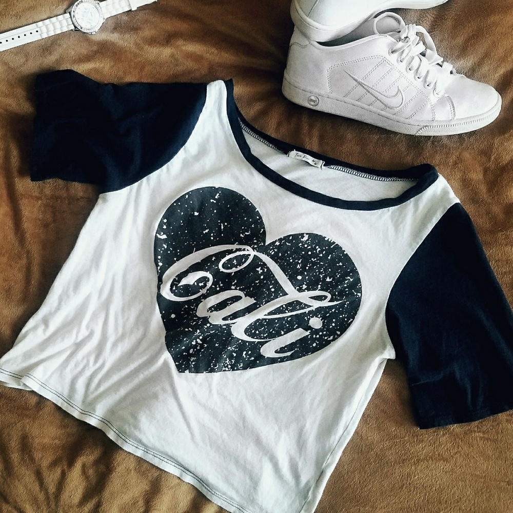 Cropped Graphic Tee